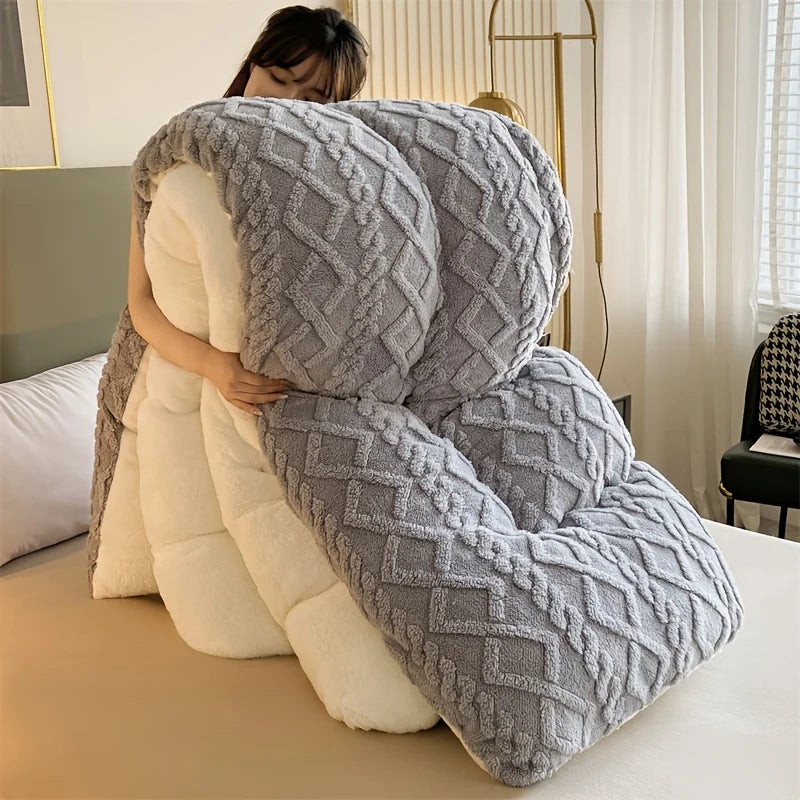 Premium Taffeta Comforter, Plush And Cozy,, Made from High-Quality Polyester, Filled with 100% Microfiber(Includes 1 Comforter Included)