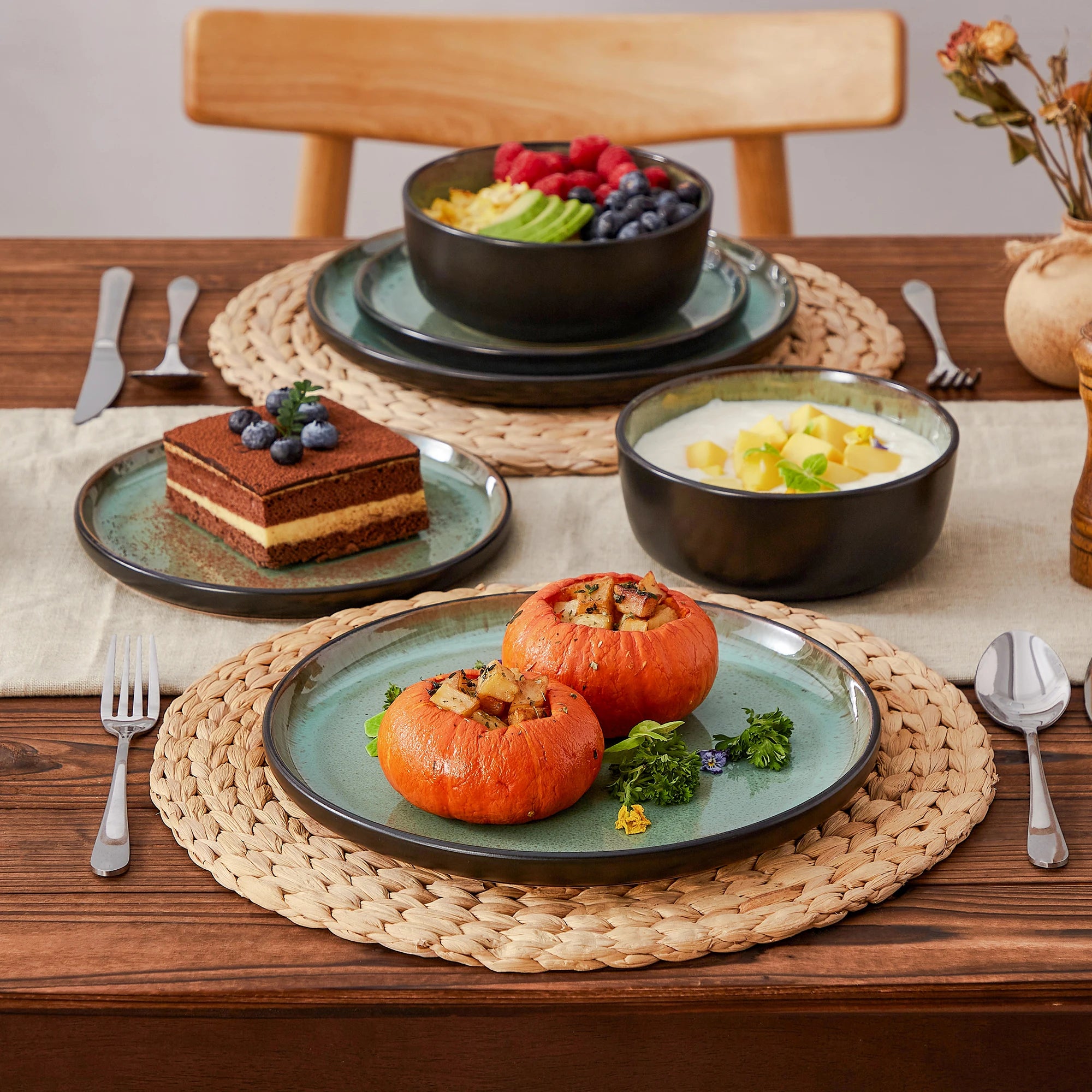 12/16 Piece Ceramic Dinnerware Set Matte Black Stoneware Plates Set with 4/6 Pcs Dinner Plate/Dessert/Bowl/Soup