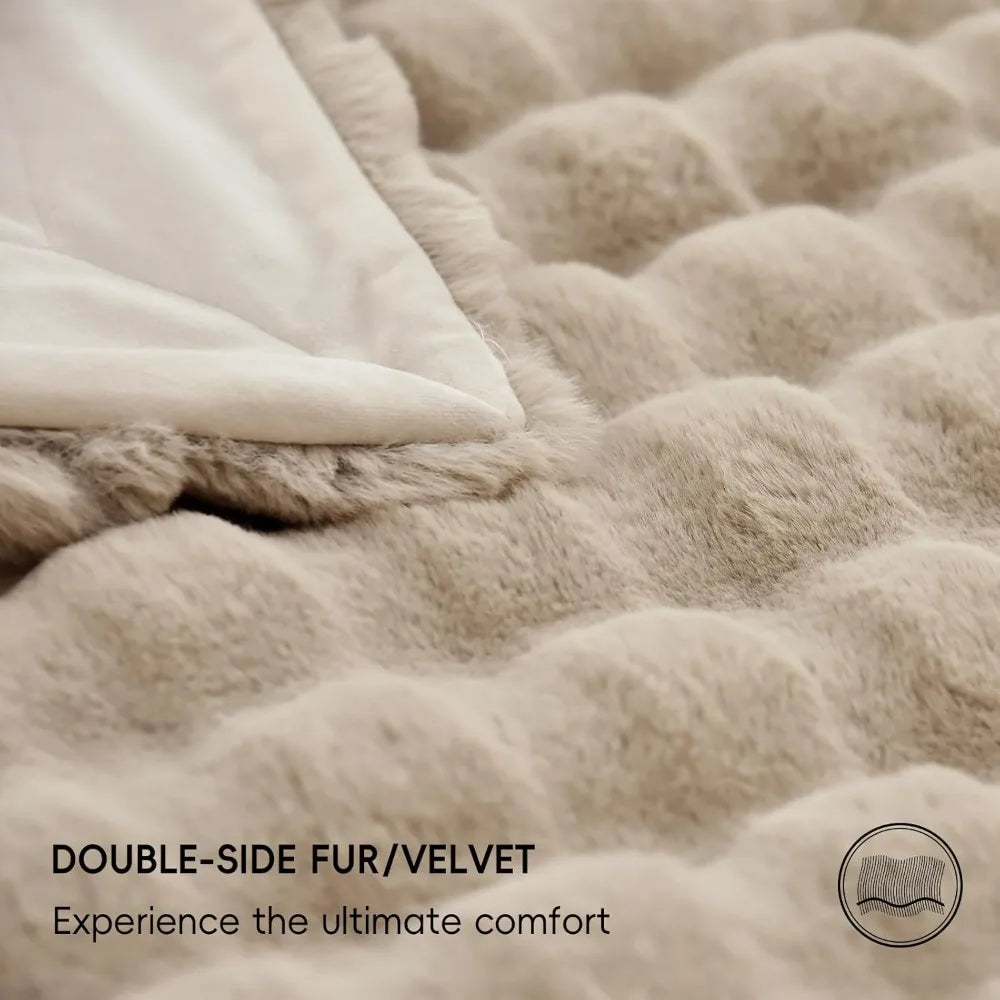 Luxury Faux Rabbit Fur Blanket Twin Size, Ultra Soft Fluffy Plush Cozy Warm Bubble Blanket for Bed
