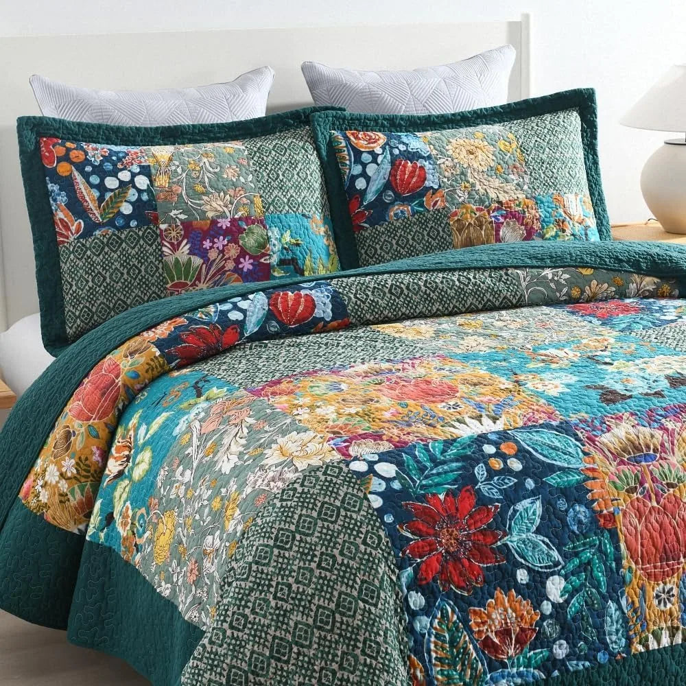 Vintage Patchwork Cotton Bedspread, Reversible Floral Quilt Set, Queen Size