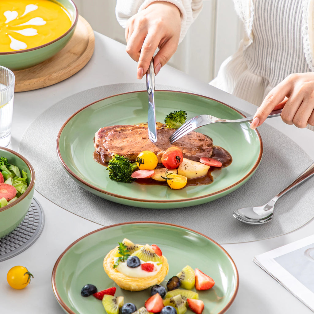 16/32 Piece Ceramic Glaze Tableware Set with Dinner/Dessert/Soup Plate/Bowl  For 4/8 Person 4 Color Optional