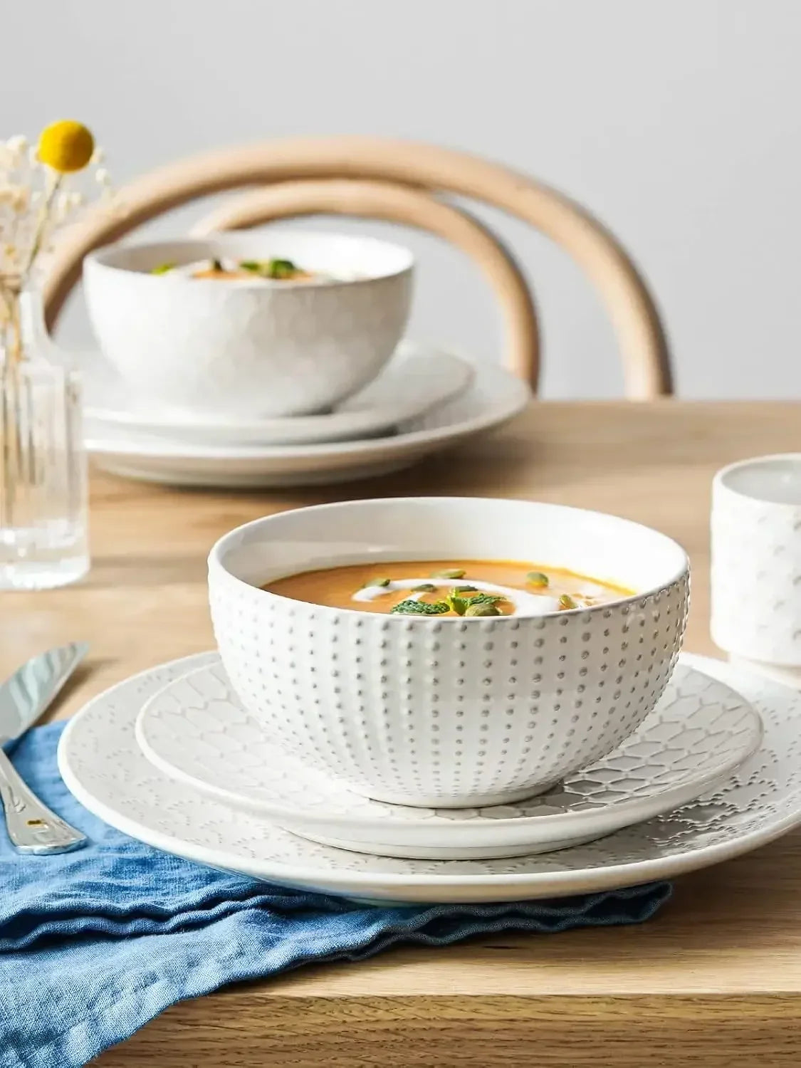 Dinnerware Sets 12 PCS, Ceramic Plates and Bowls Set (10" Dinner Plate + 8" Salad Dish + 26 oz